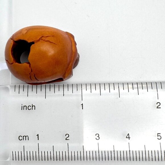 Ojime Bead Netsuke Skull Hand-Carved Boxwood Signed Figurine - Picture 2 of 8